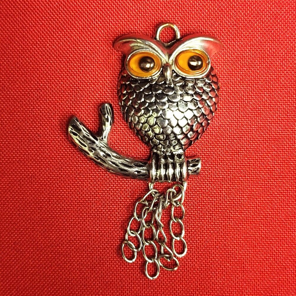 Vintage Silver Tone Owl Pendant Googly Eyes